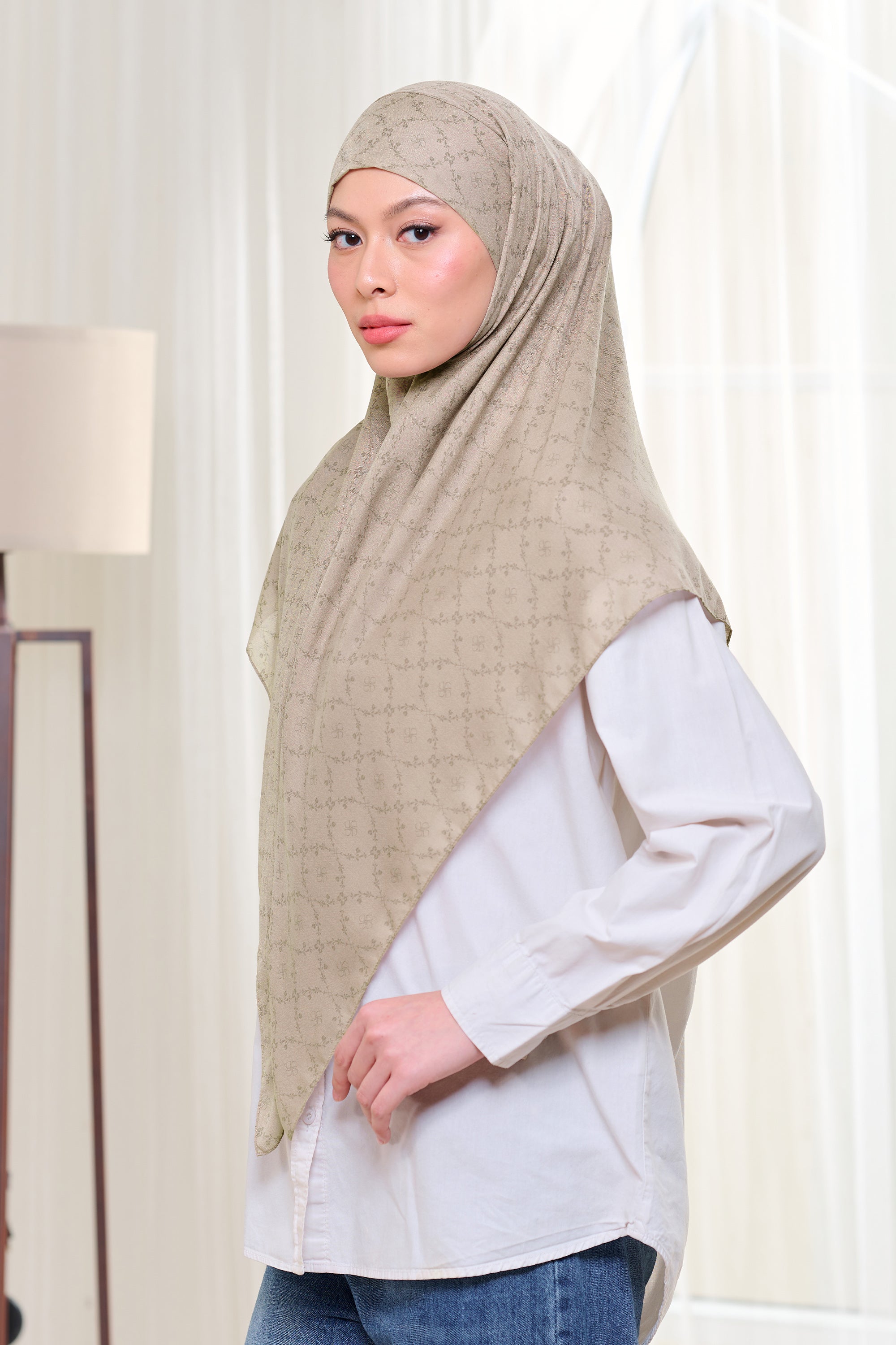 Ultrafine Ileana Hijab Khimar Bandana Khiban Premium