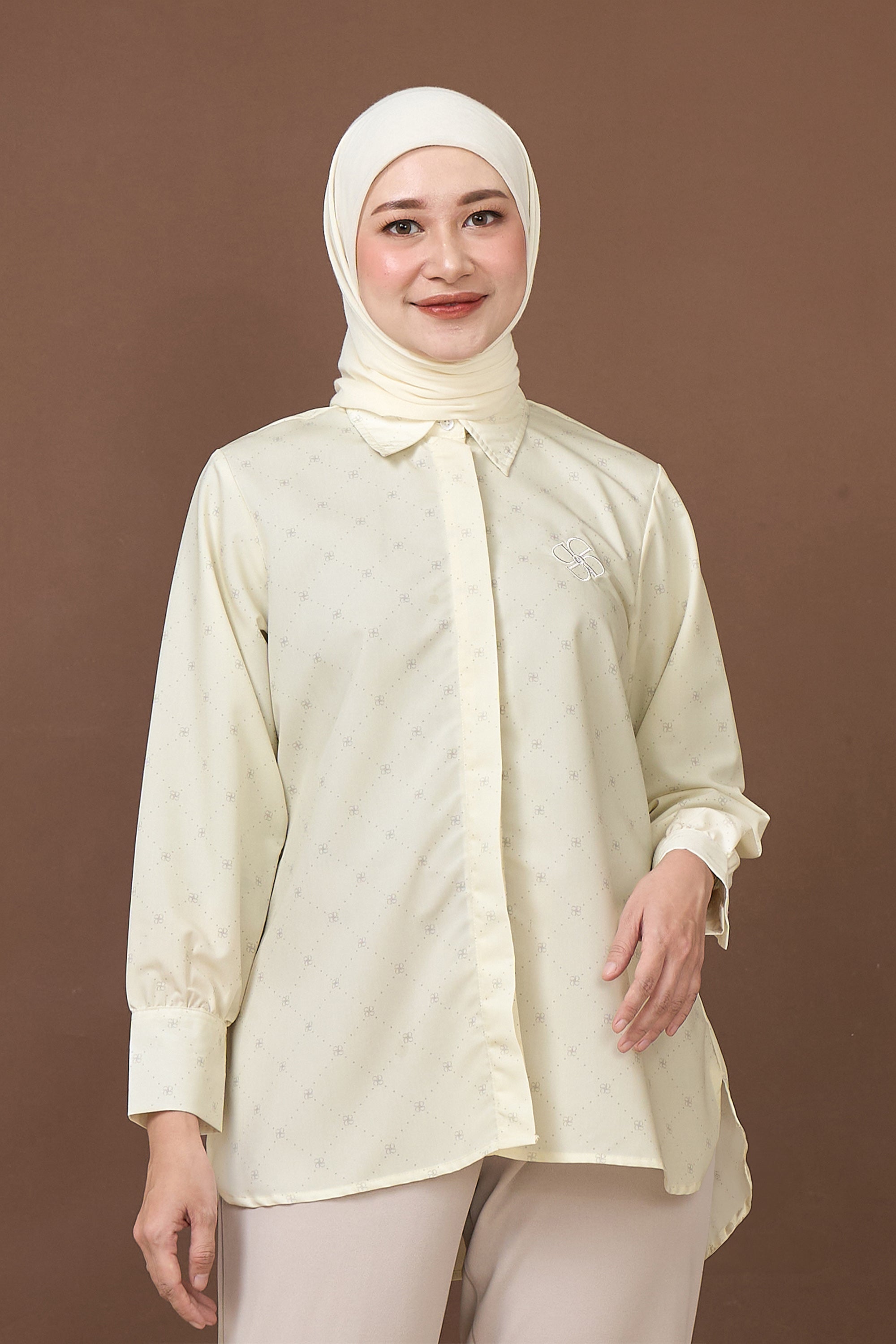 Kemeja Wanita Laura Series