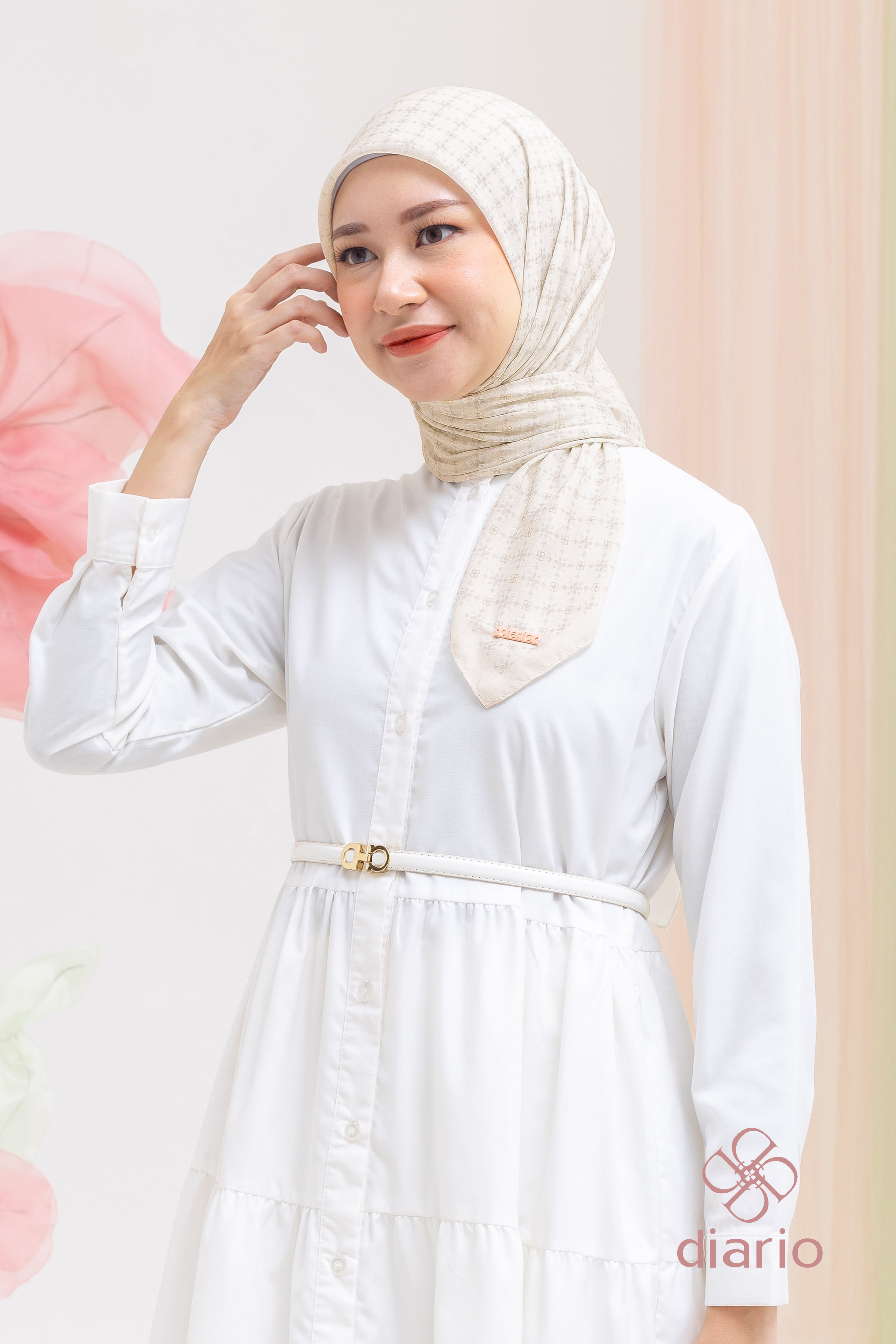 Diario - Ultrafine Lily Scarf Kerudung Segi Empat