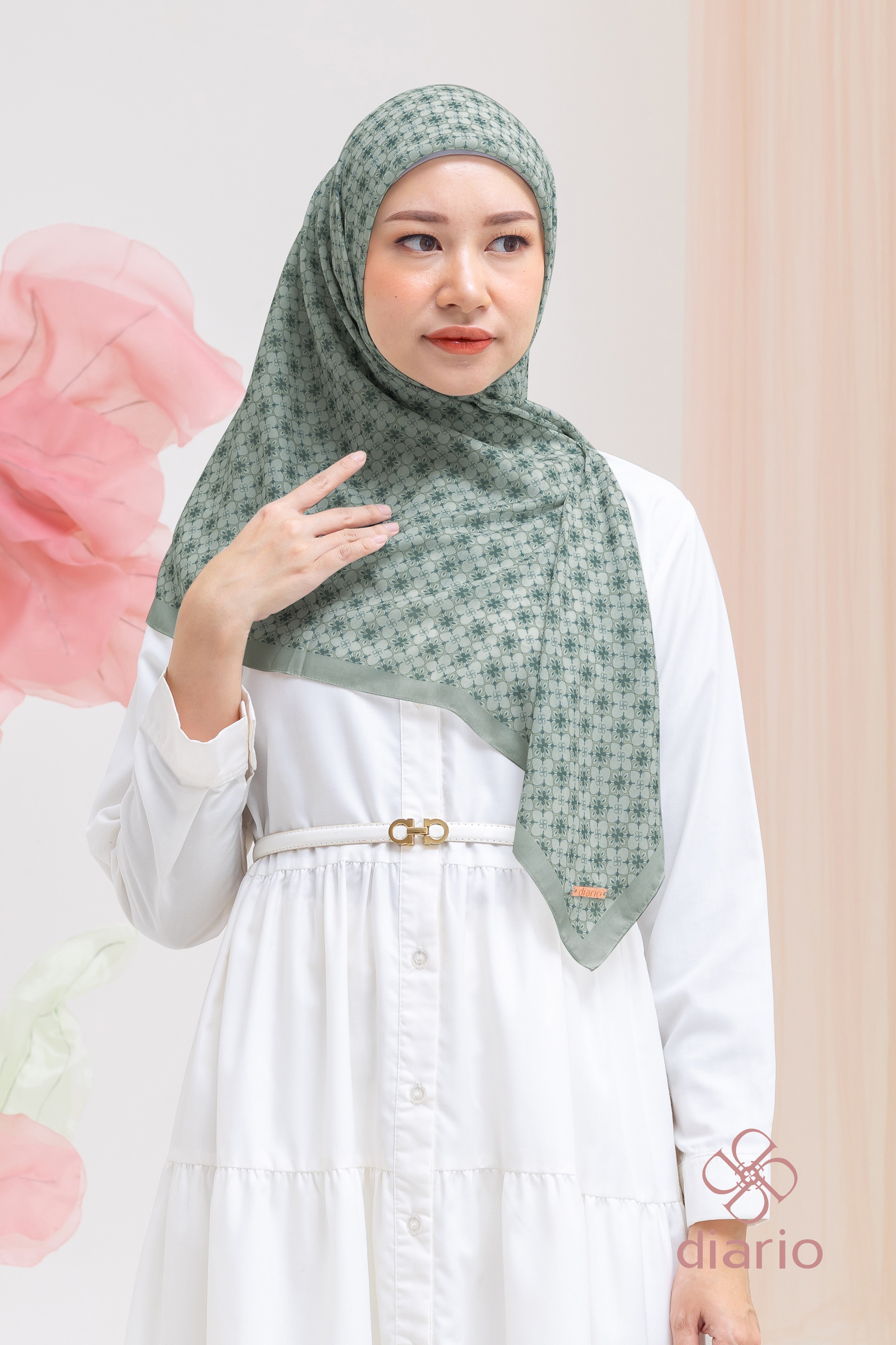 Diario - Ultrafine Lily Scarf Kerudung Segi Empat