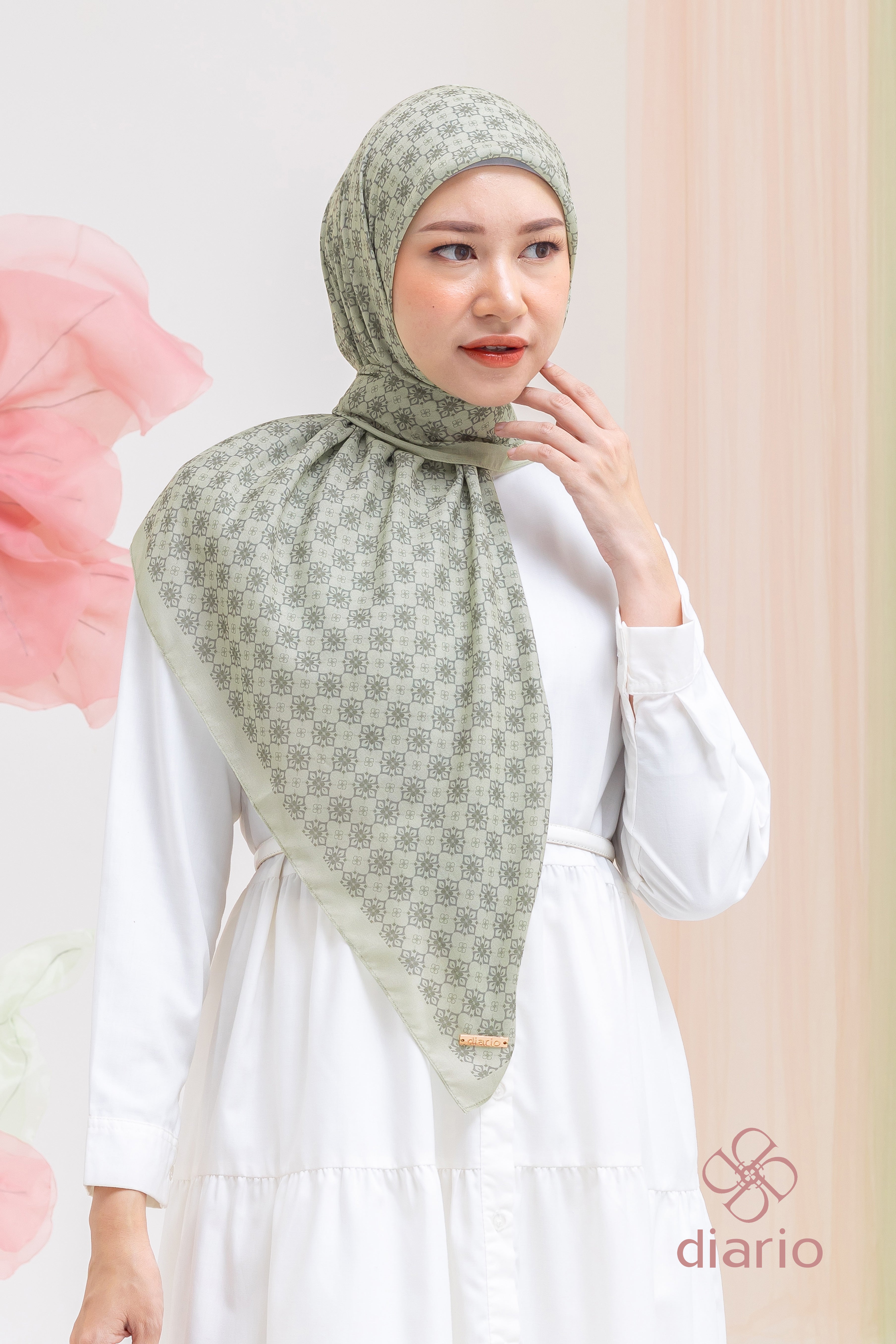Diario - Ultrafine Lily Scarf Kerudung Segi Empat