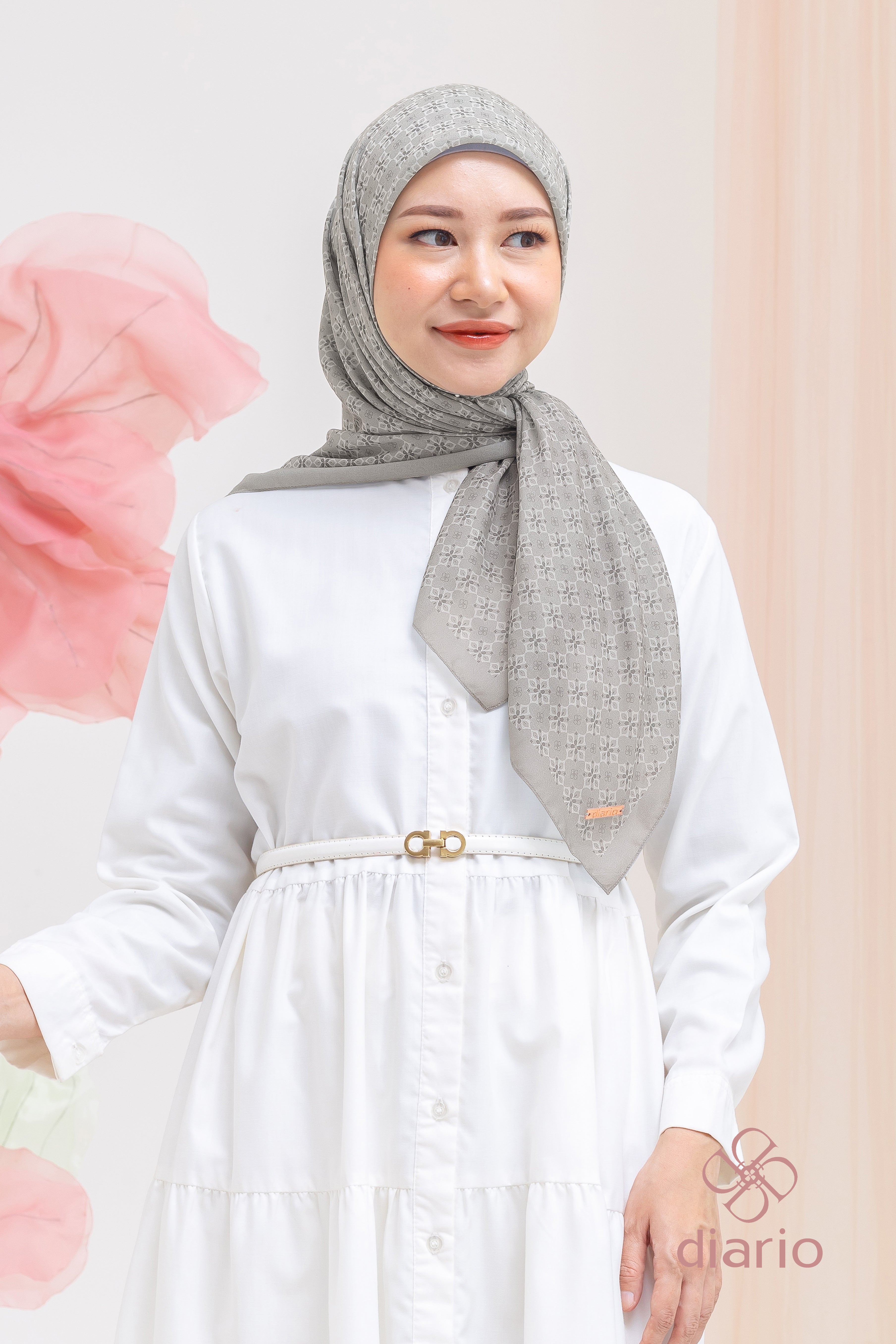 Diario - Ultrafine Lily Scarf Kerudung Segi Empat