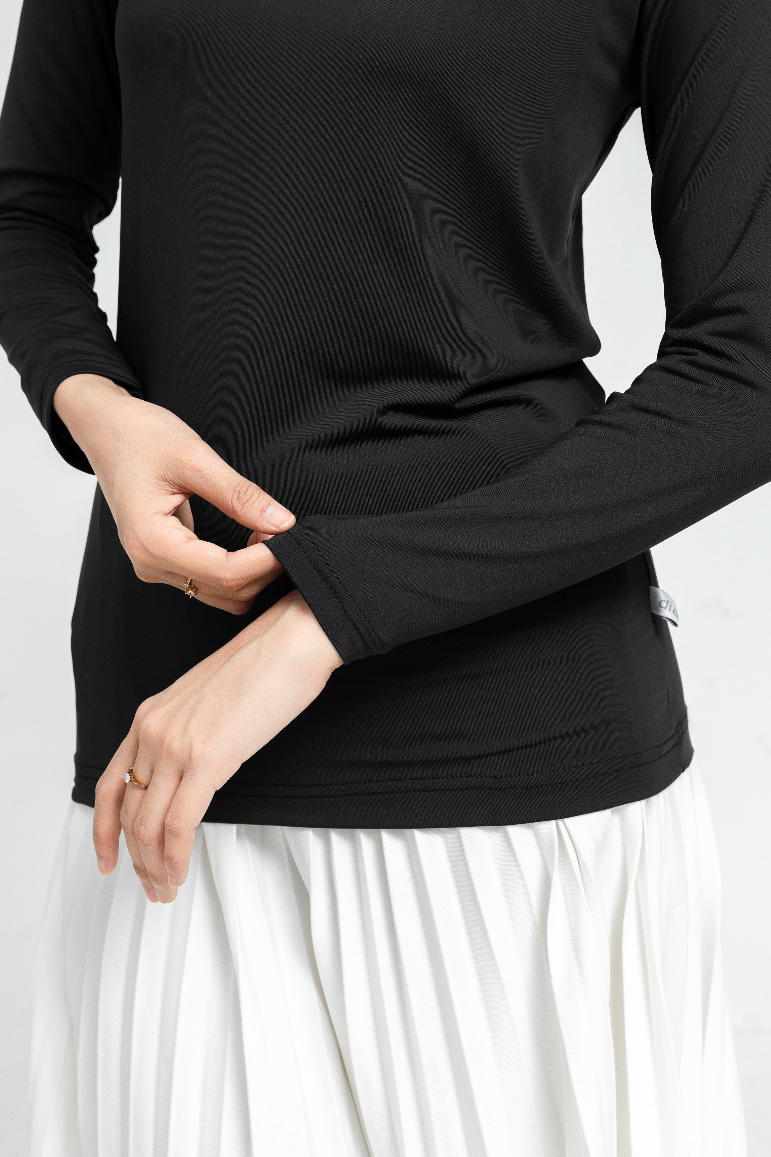 Diario - Manset Inner Bahan Polyester Spandex