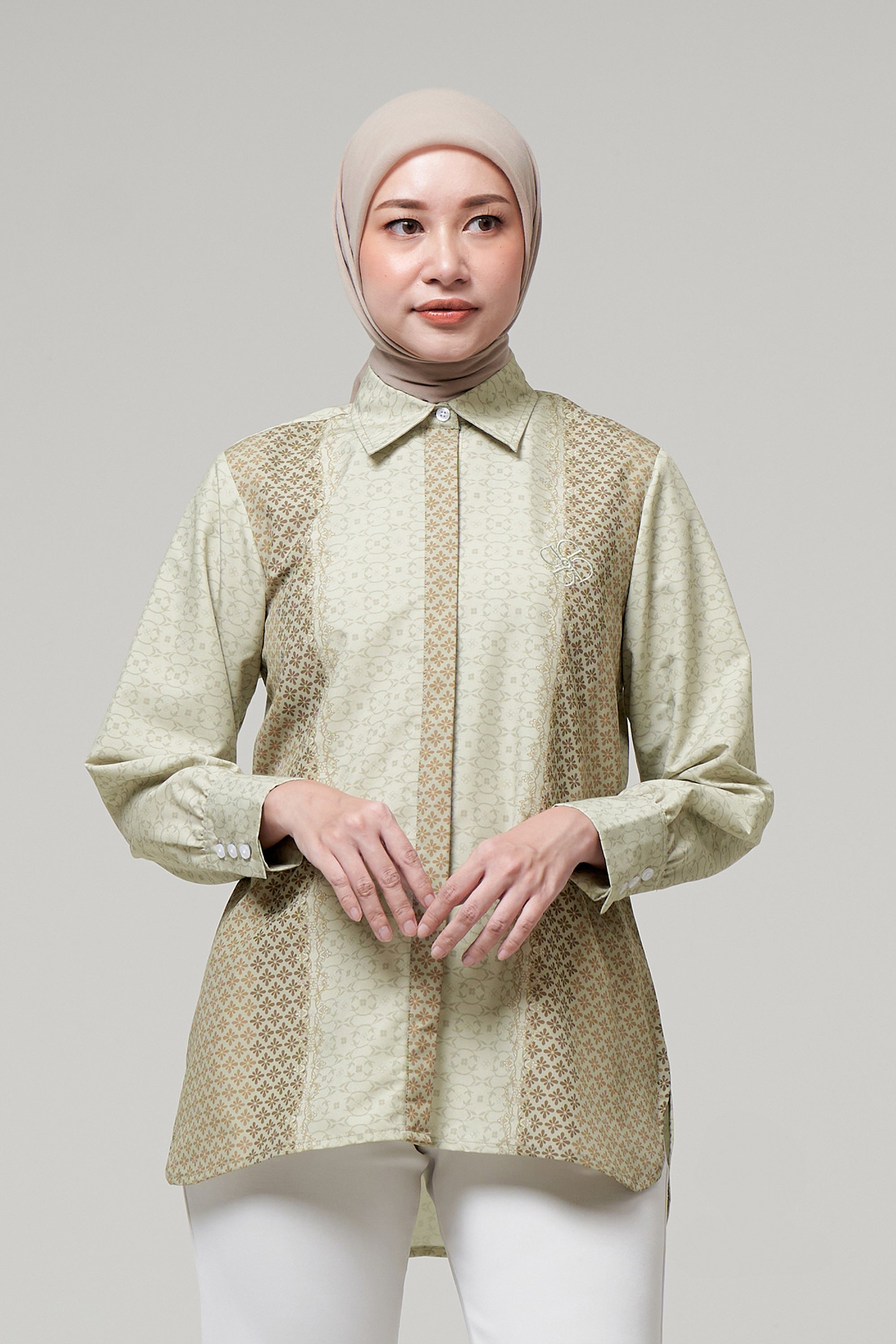 Kemeja Wanita Miranda Series
