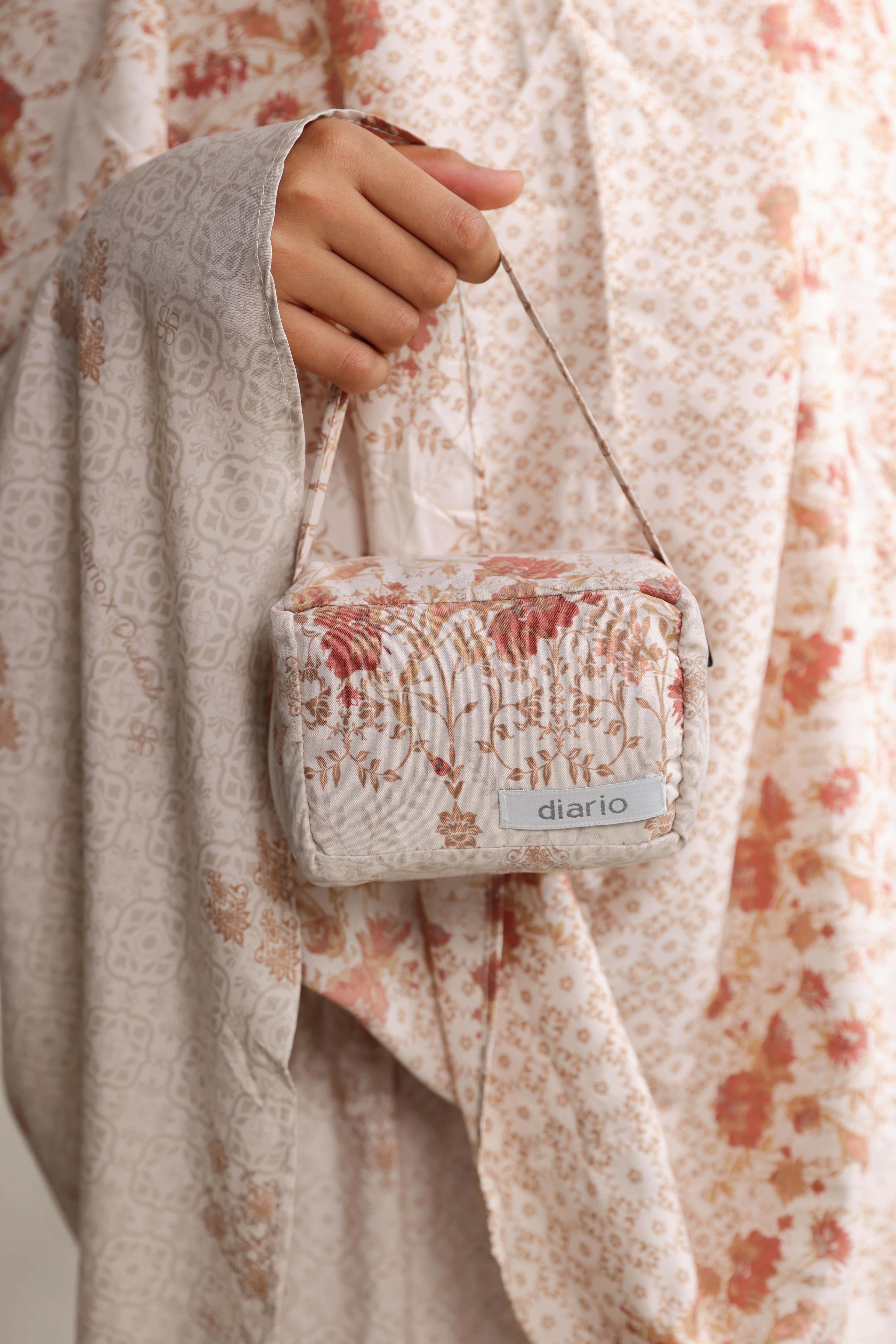 Diario x Dwihanda - Mukena Serenity Kids Free Sejadah Travel