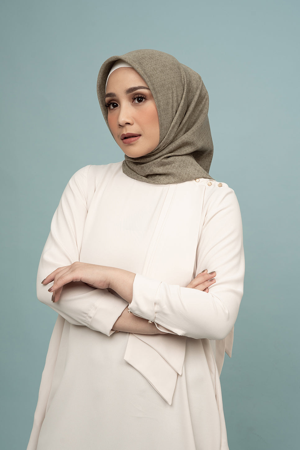 Diario x Nagita Slavina - Ultrafine Plain Scarf Kerudung Segi Empat