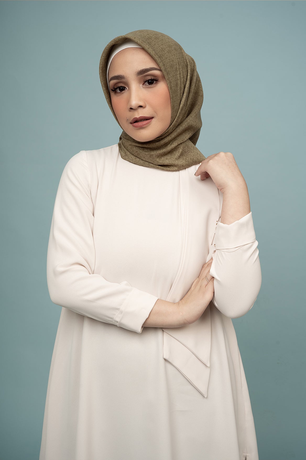 Diario x Nagita Slavina - Ultrafine Plain Scarf Kerudung Segi Empat