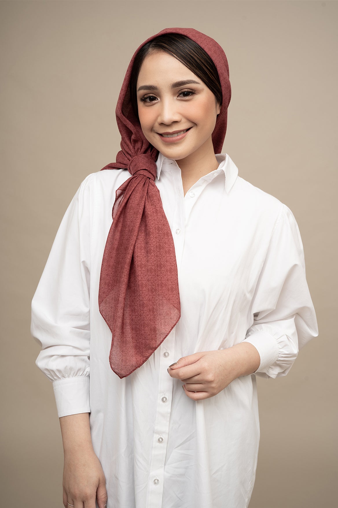 Diario x Nagita Slavina - Ultrafine Plain Scarf Kerudung Segi Empat
