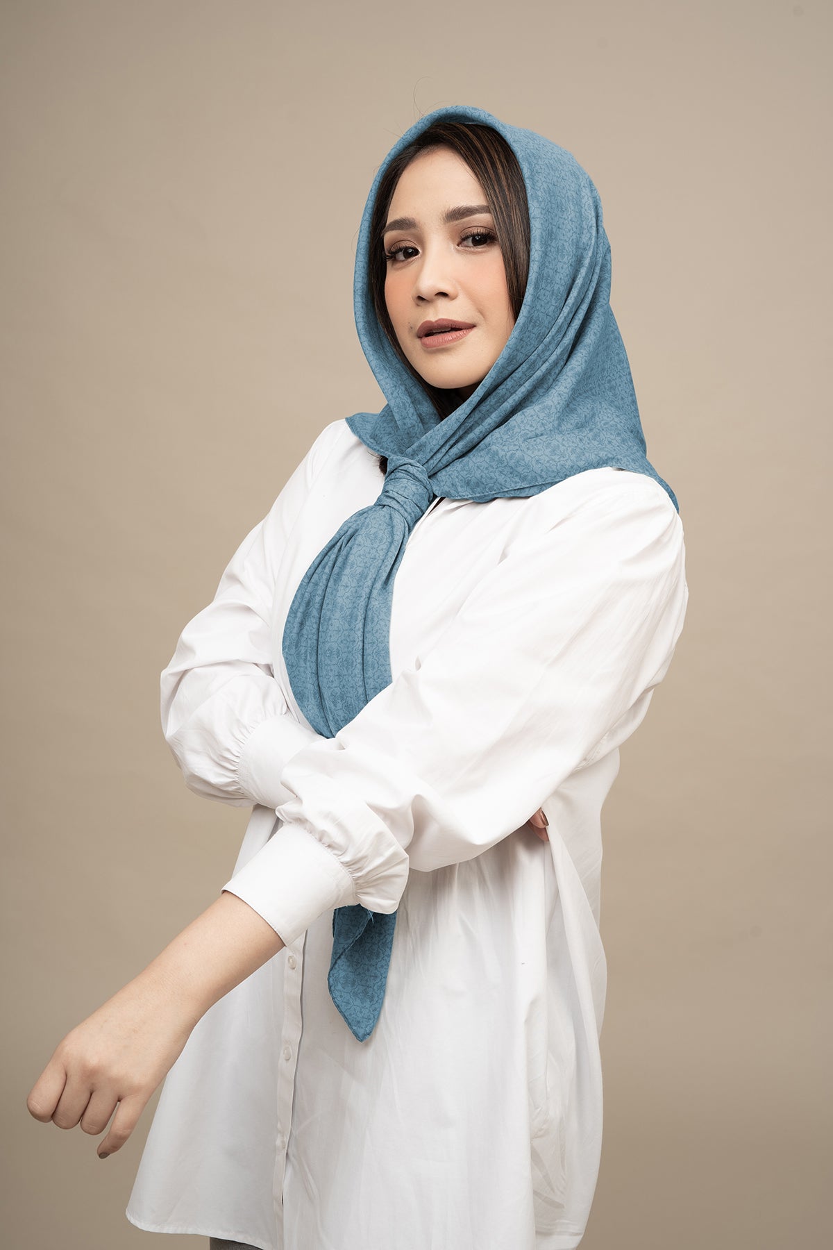 Diario x Nagita Slavina - Ultrafine Plain Scarf Kerudung Segi Empat