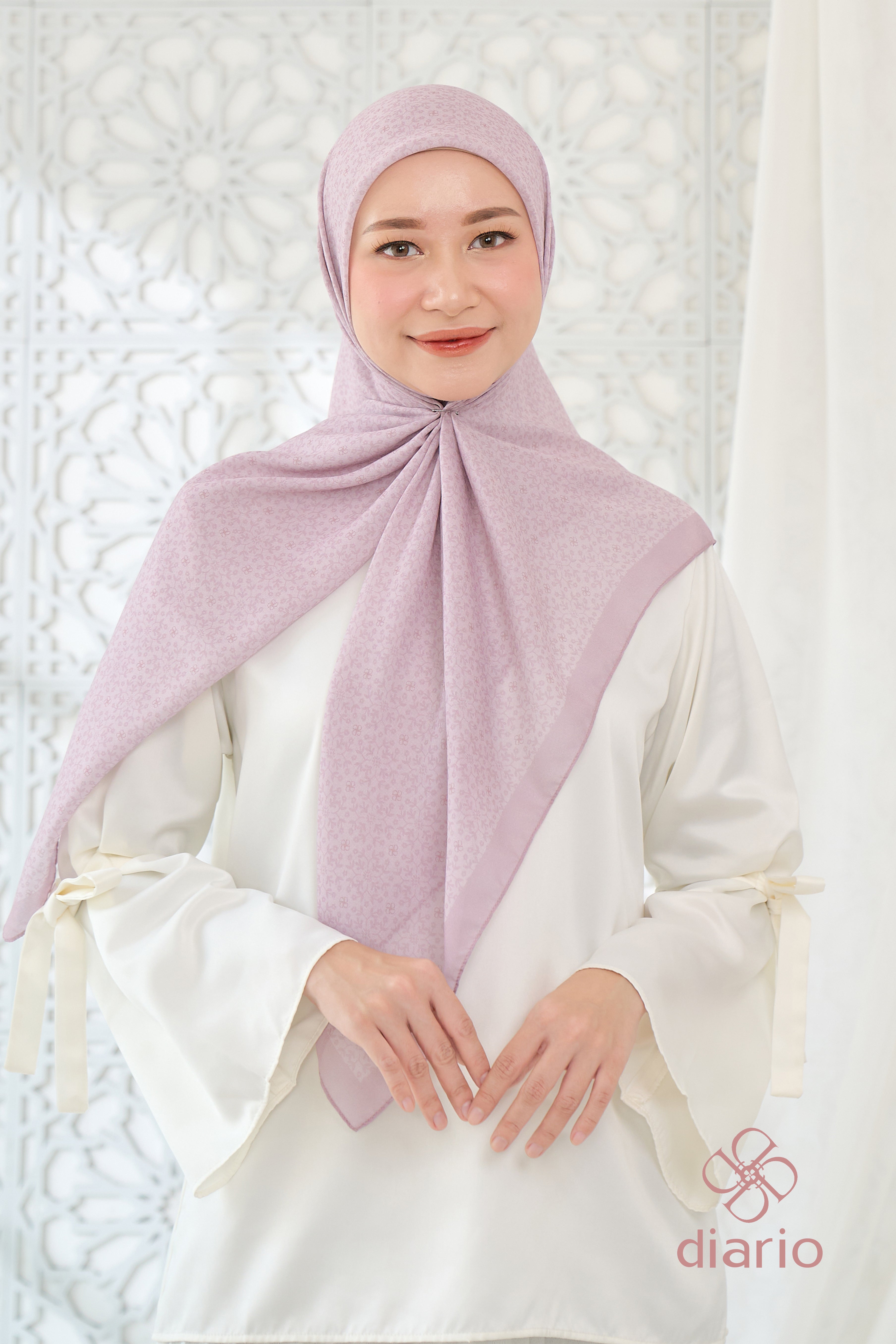 Diario - Ultrafine Naura Scarf Kerudung Segi Empat