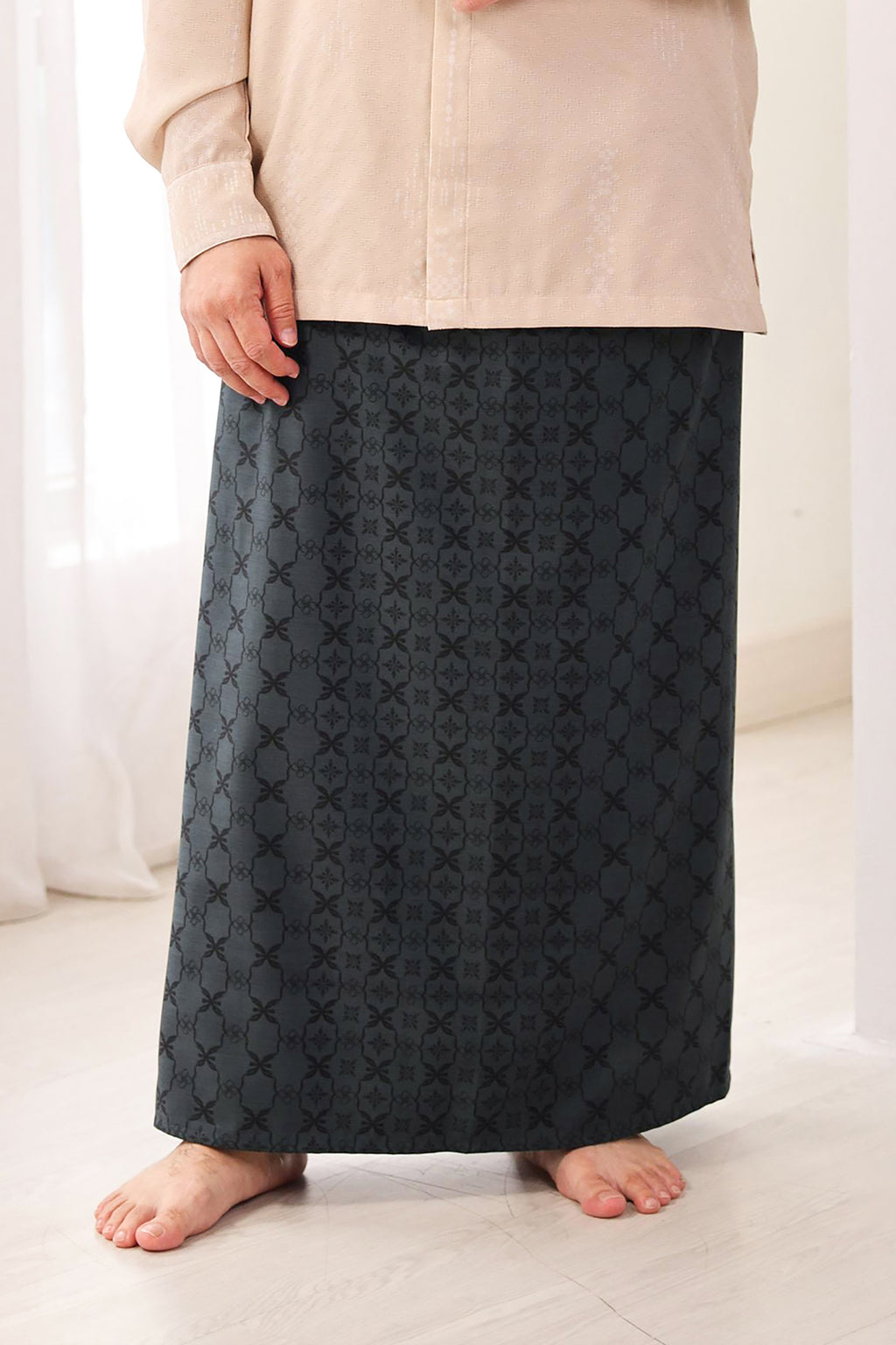 Sarung Dewasa Allura Series