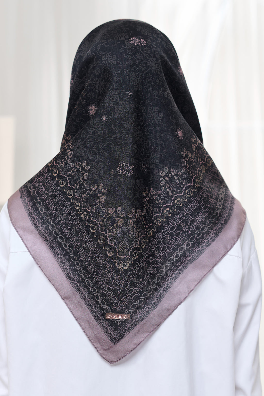 Ultrafine Safiya Hijab Scarf Kerudung Segi Empat Premium