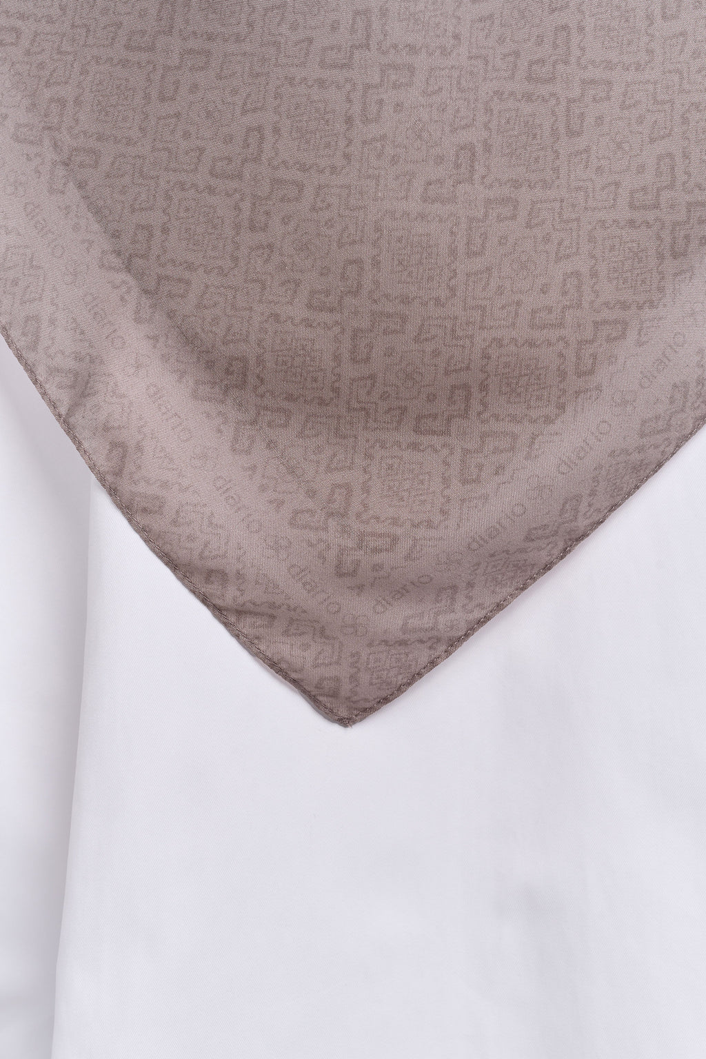 Ultrafine Clara Scarf Kerudung Segi Empat