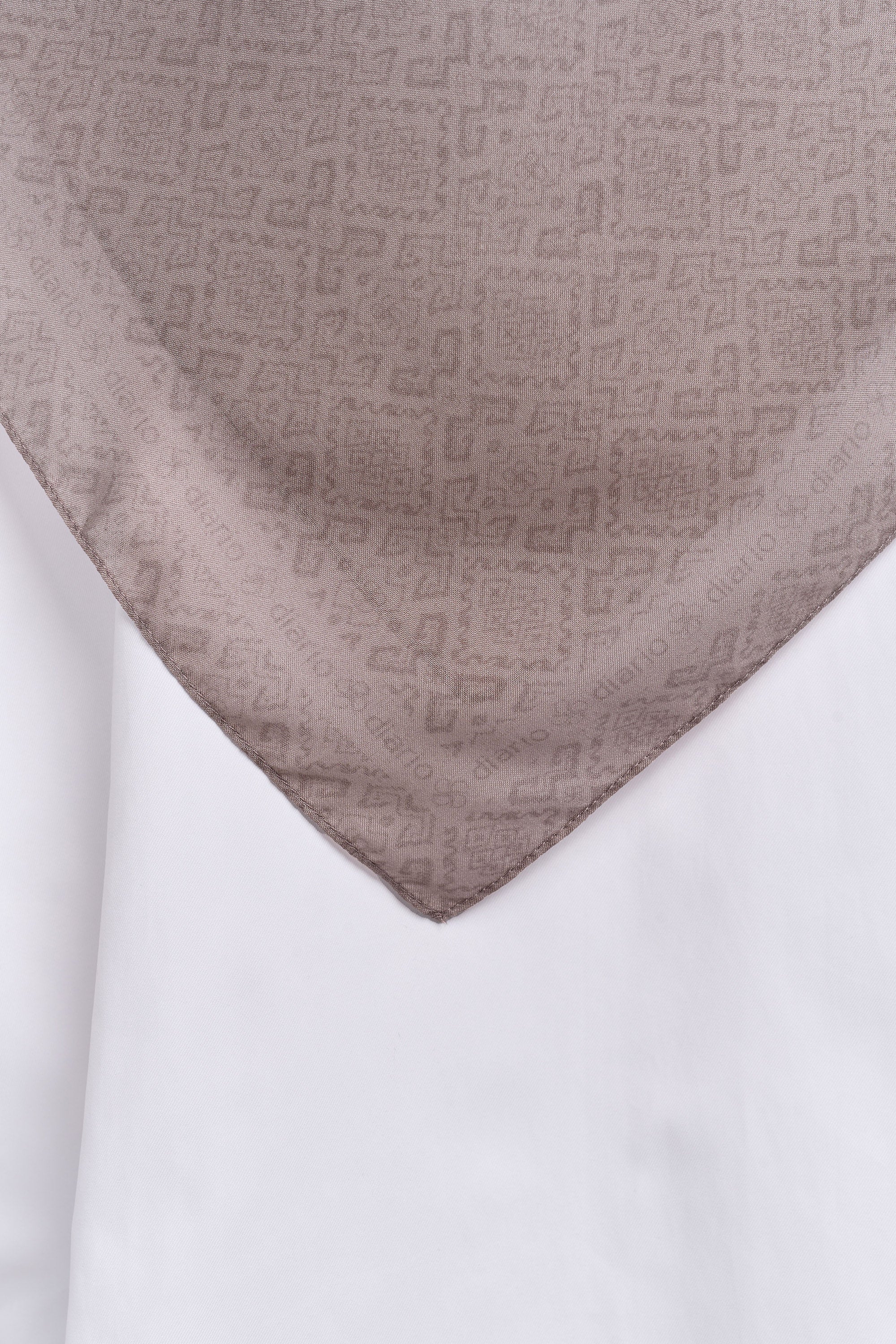 Ultrafine Clara Scarf Kerudung Segi Empat