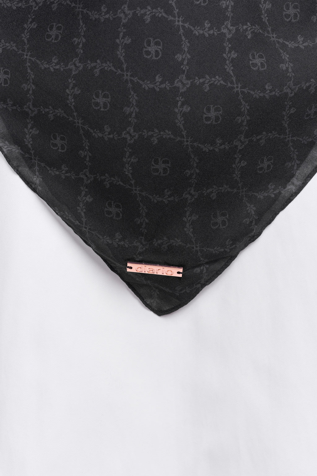 Ultrafine Ileana Scarf Kerudung Segi Empat