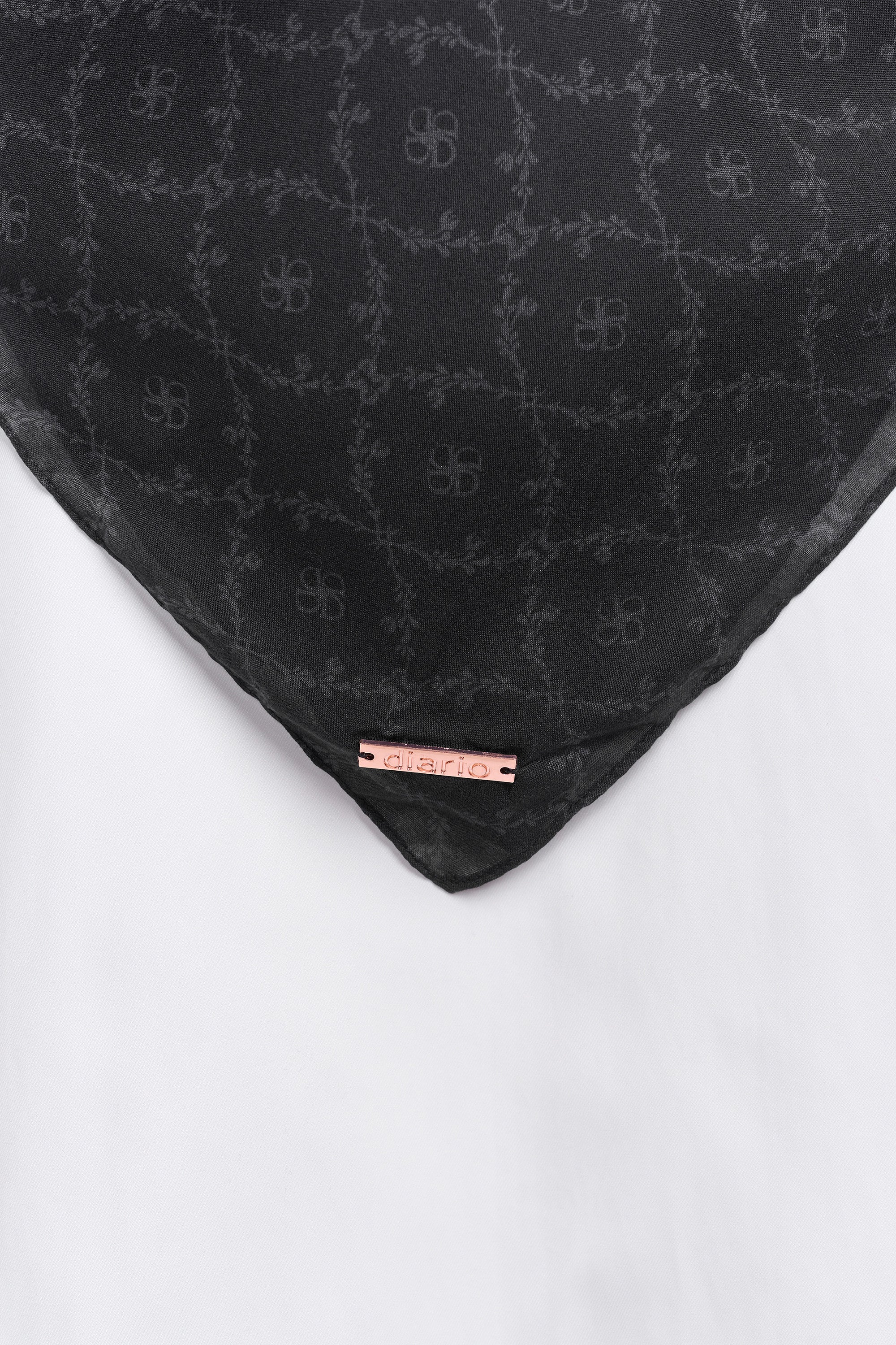 Ultrafine Ileana Scarf Kerudung Segi Empat