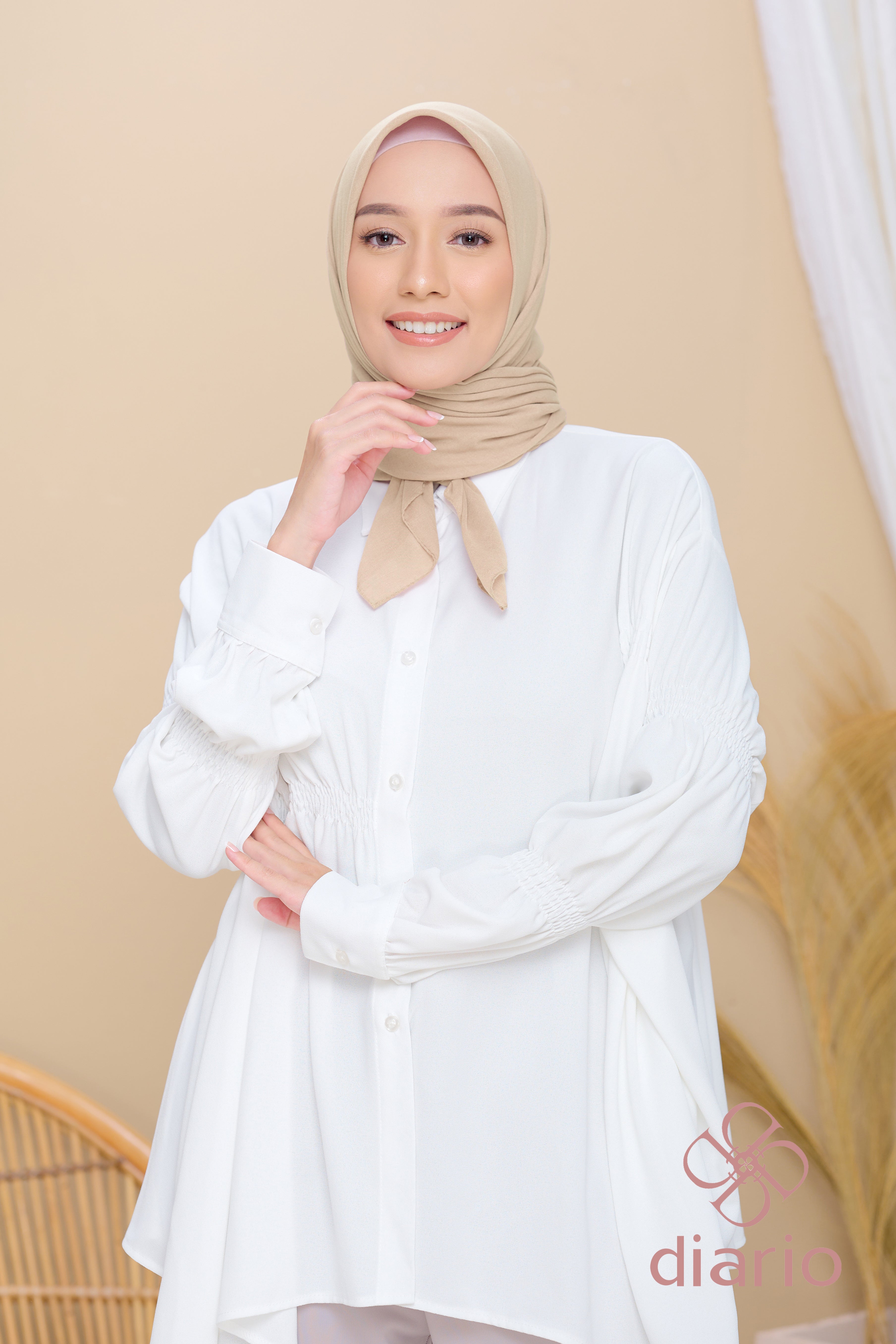 Diario - Kerudung Segi Empat Paris Japan Premium Plain Scarf