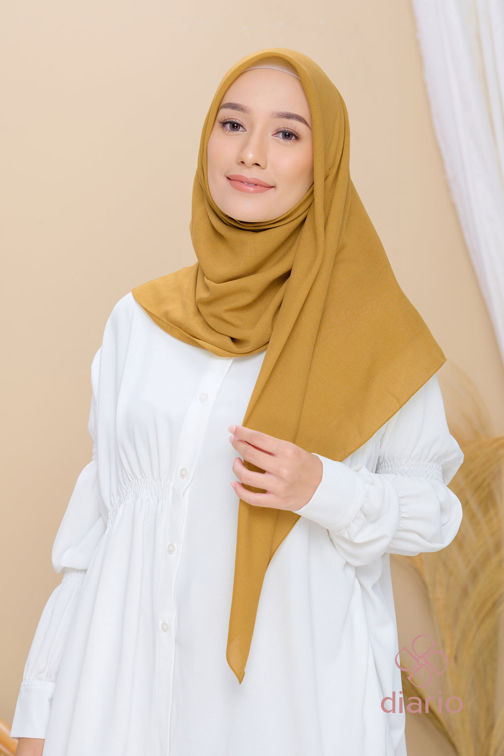 Diario - Kerudung Segi Empat Paris Premium Plain Scarf