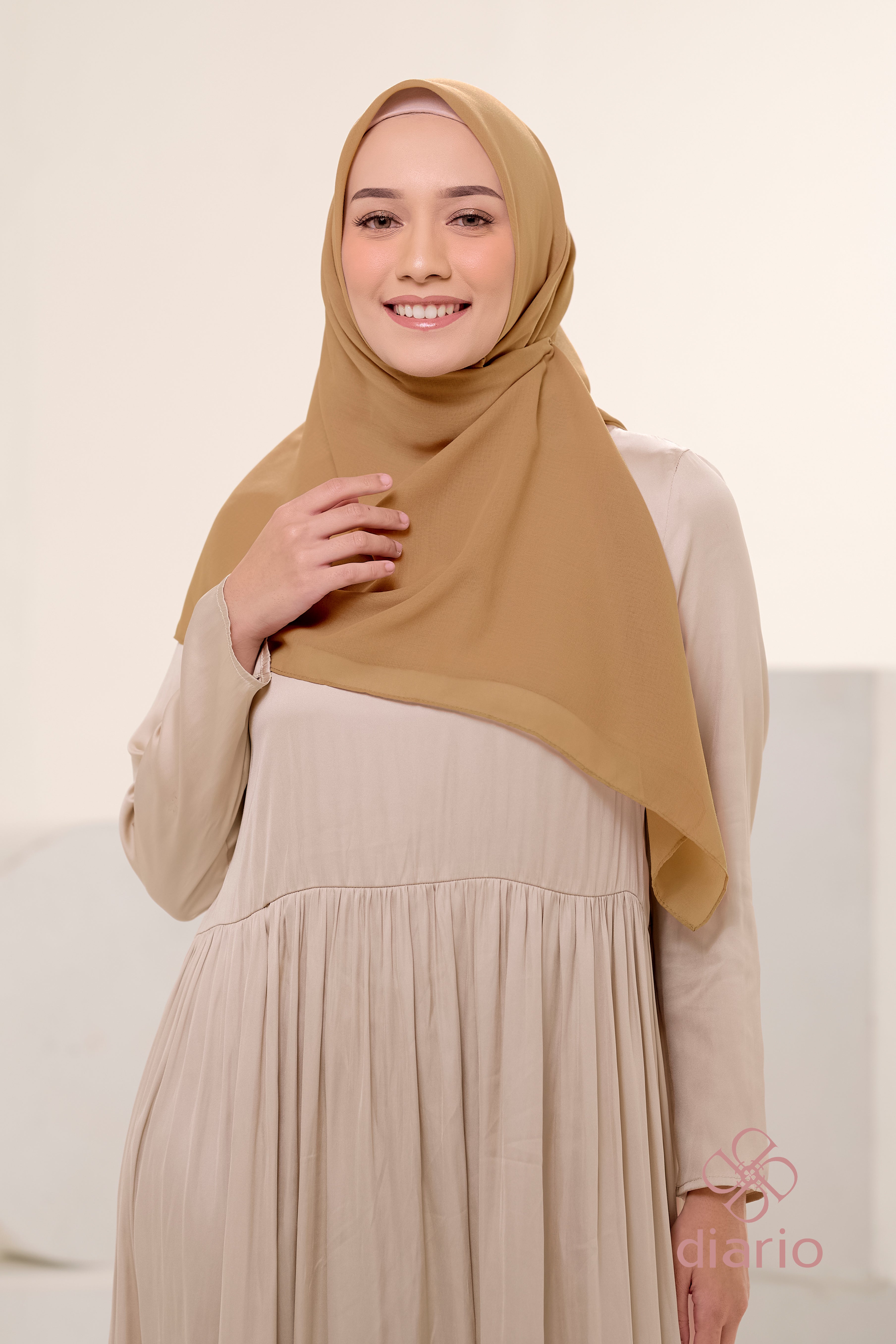 Diario - Kerudung Segi Empat Ultrafine Plain Scarf Voal Nude Series