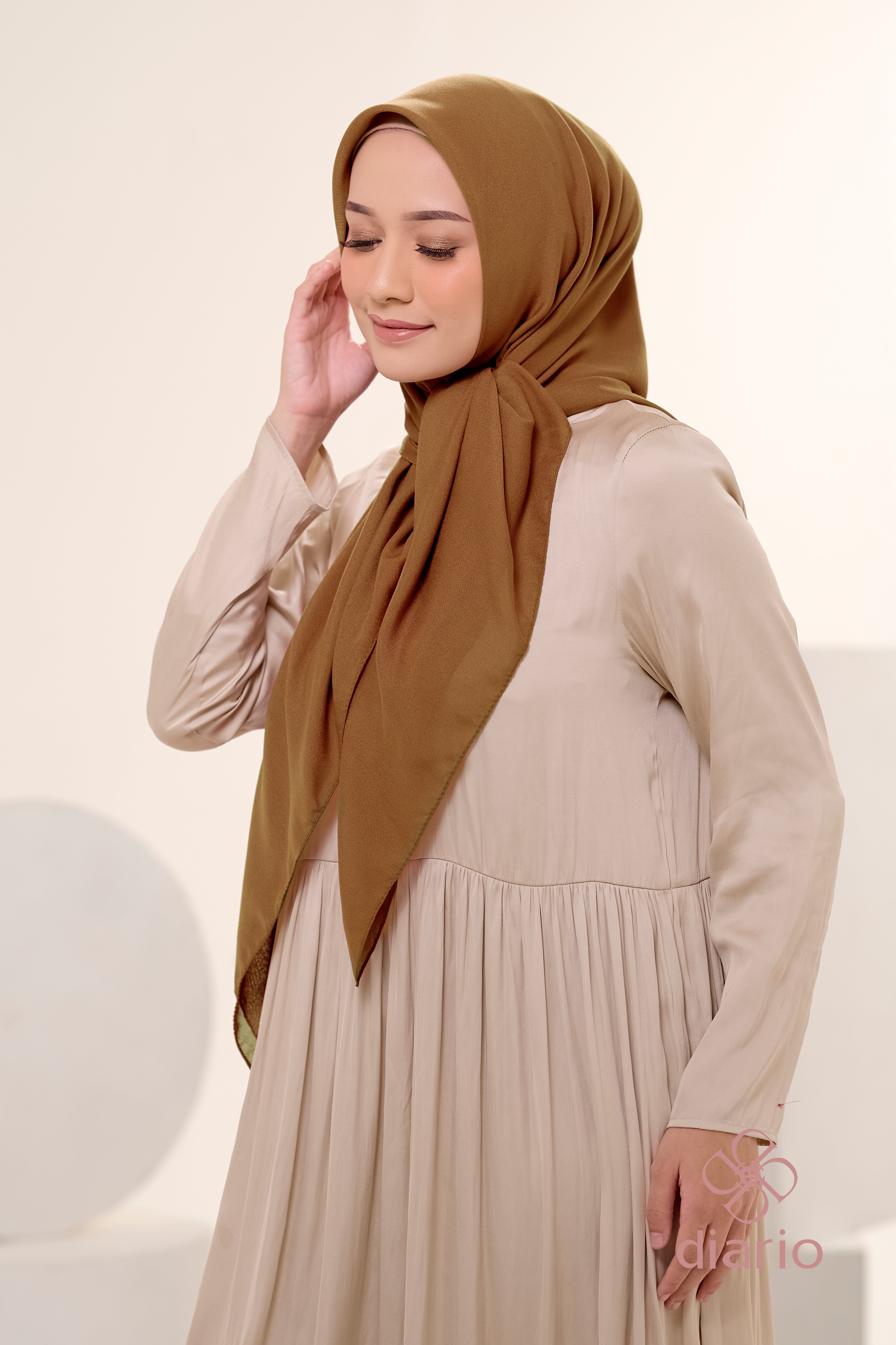 Diario - Kerudung Segi Empat Ultrafine Plain Scarf Voal Nude Series