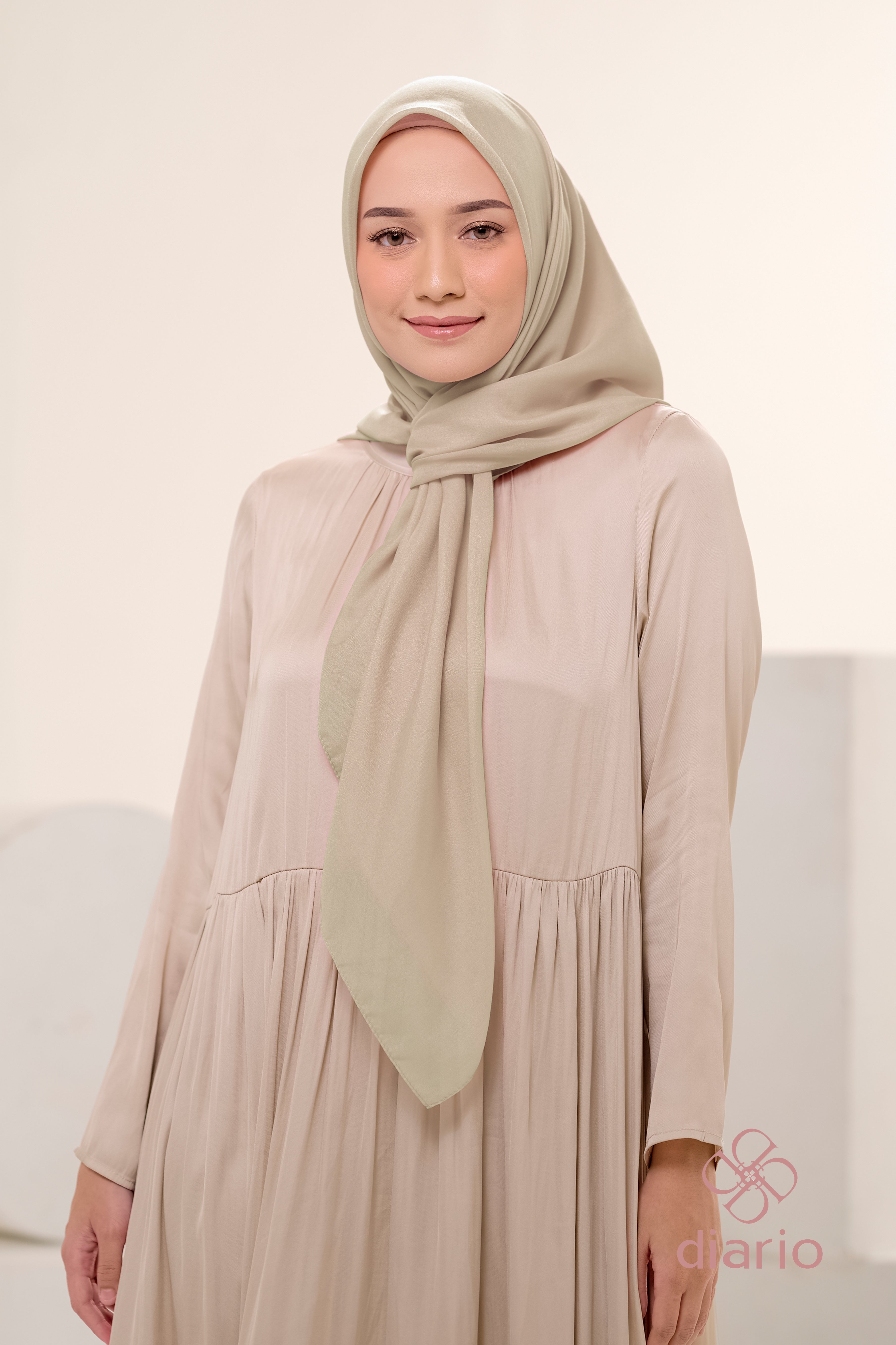 Diario - Kerudung Segi Empat Ultrafine Plain Scarf Voal Nude Series
