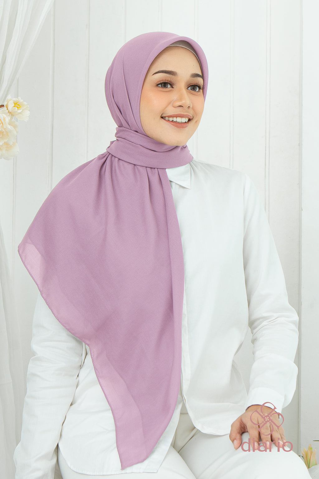 Diario - Kerudung Segi Empat Ultrafine Plain Scarf Purple Series