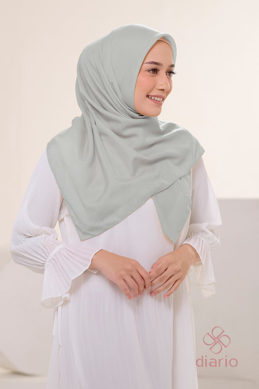 Diario - Hijab Wanita Qisya Scarf