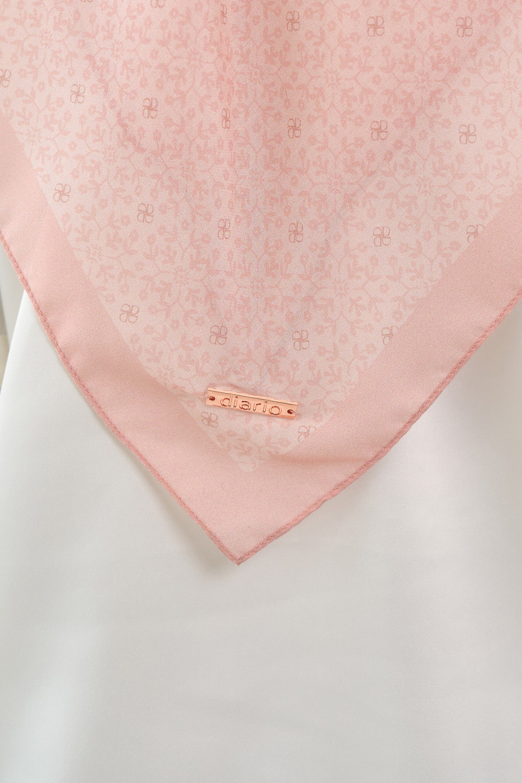 Ultrafine Naura Scarf Kerudung Segi Empat