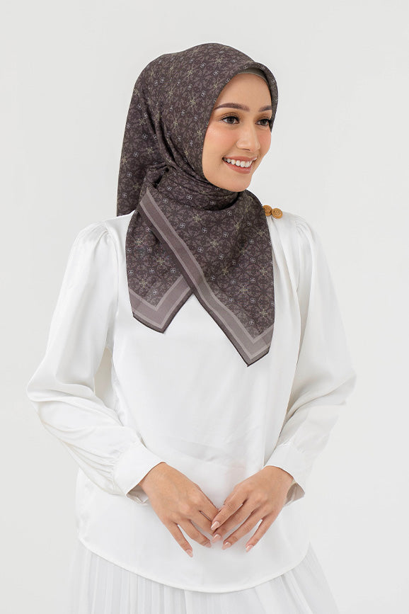 Ultrafine Livia Scarf Kerudung Segi Empat