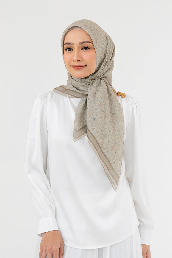 Ultrafine Livia Scarf Kerudung Segi Empat