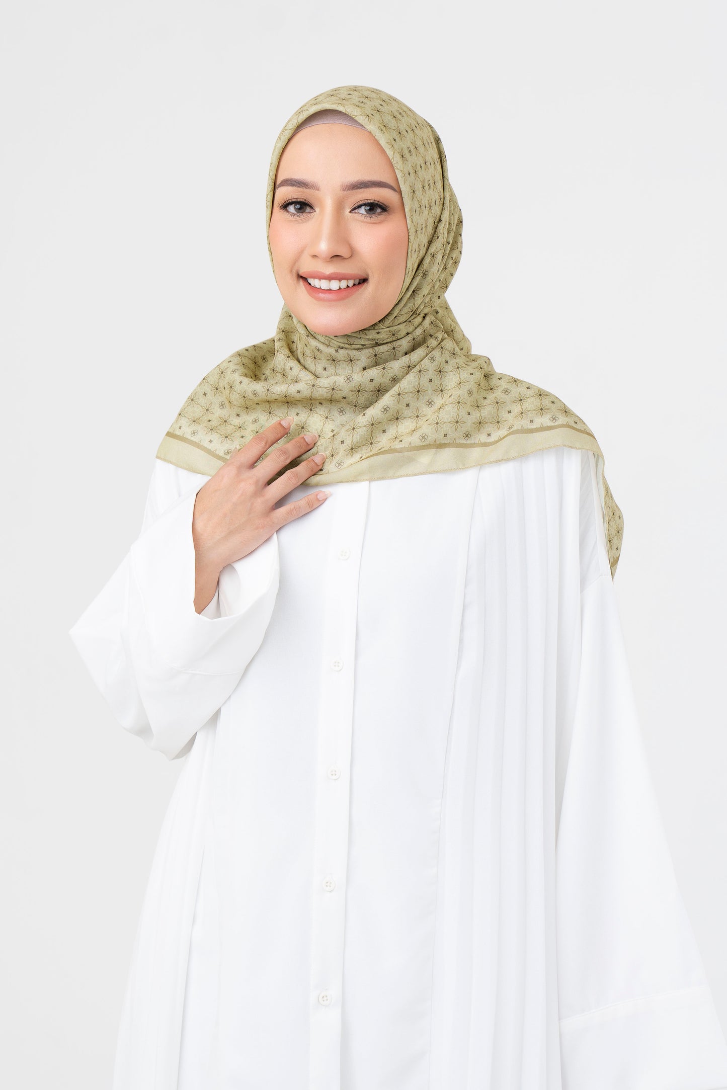 Diario - Ultrafine Zahra Scarf Kerudung Segi Empat