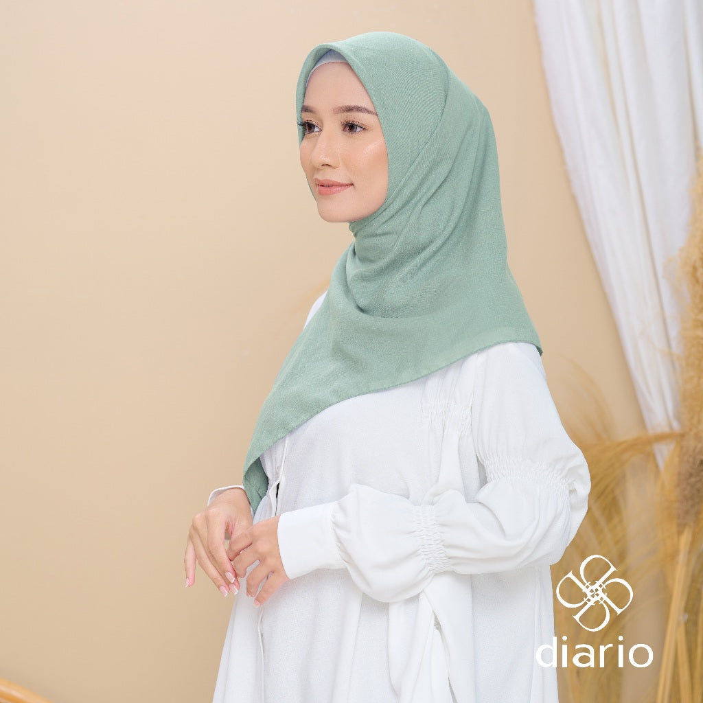 Diario - Kerudung Segi Empat Paris Premium Plain Scarf Vol. 2