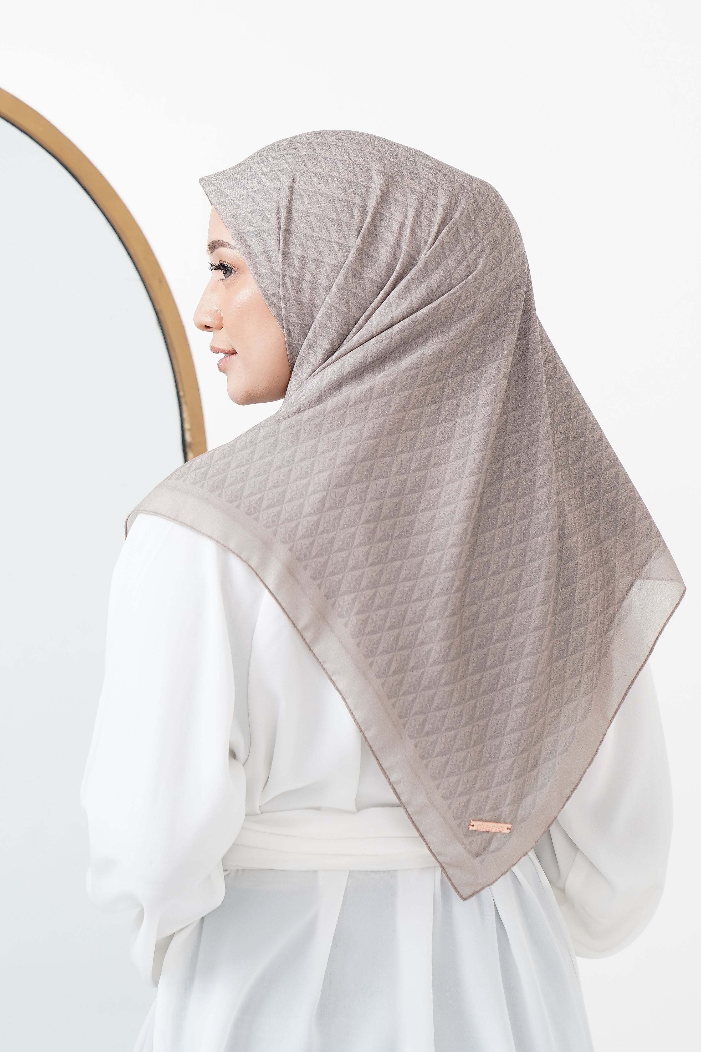 Ultrafine Elea Scarf Kerudung Segi Empat