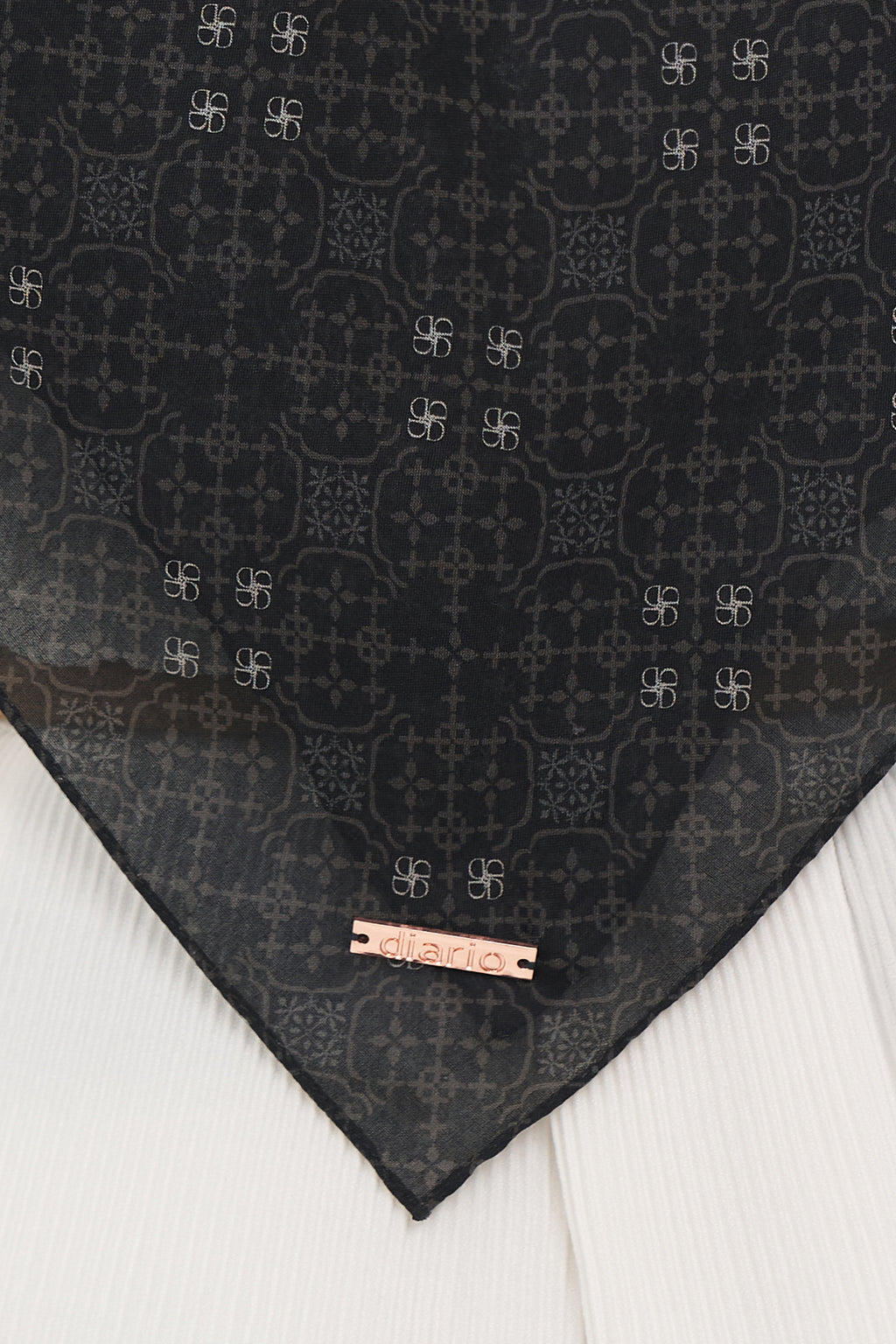 Ultrafine Jenna Scarf Kerudung Segi Empat