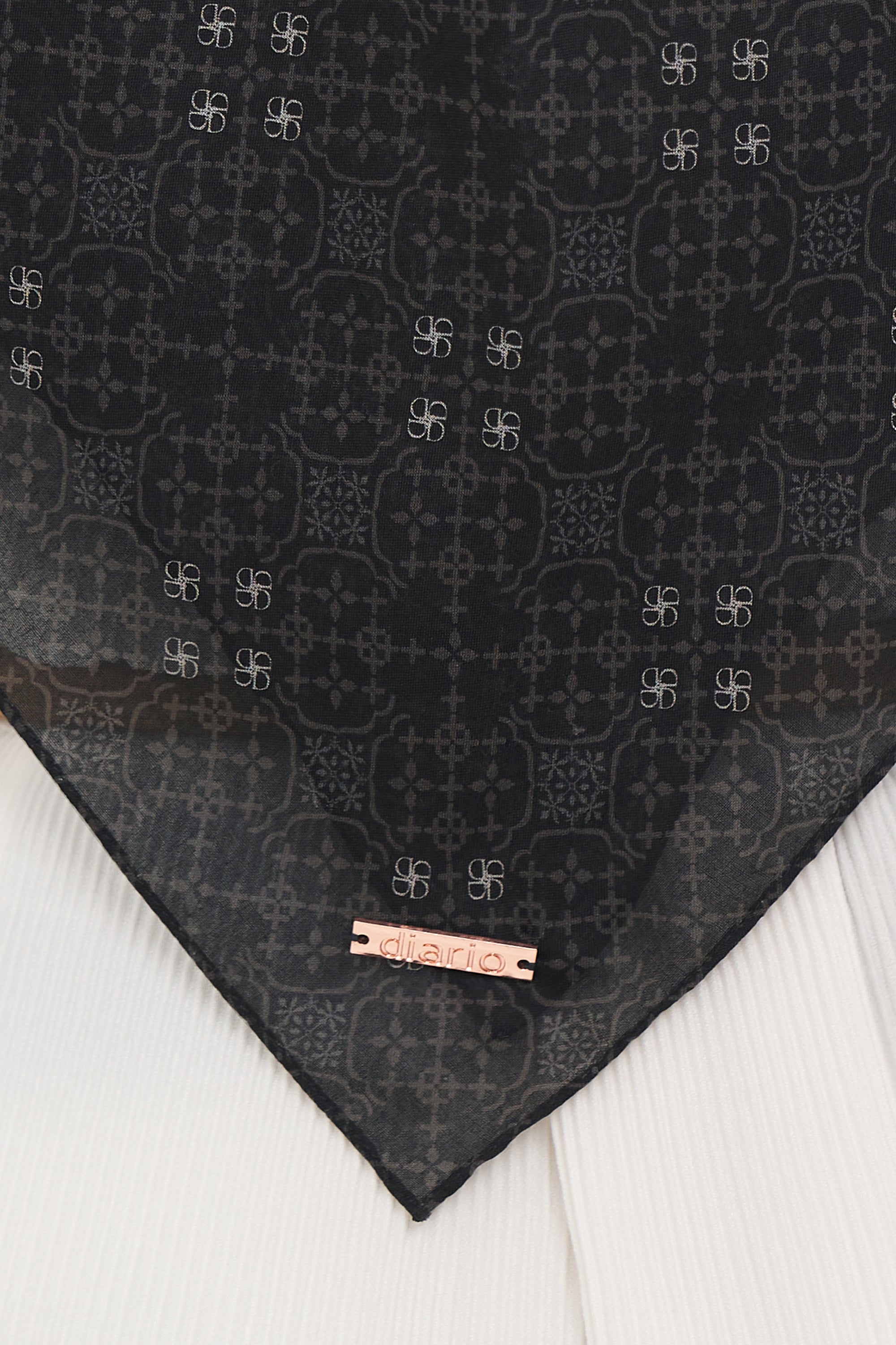 Ultrafine Jenna Scarf Kerudung Segi Empat