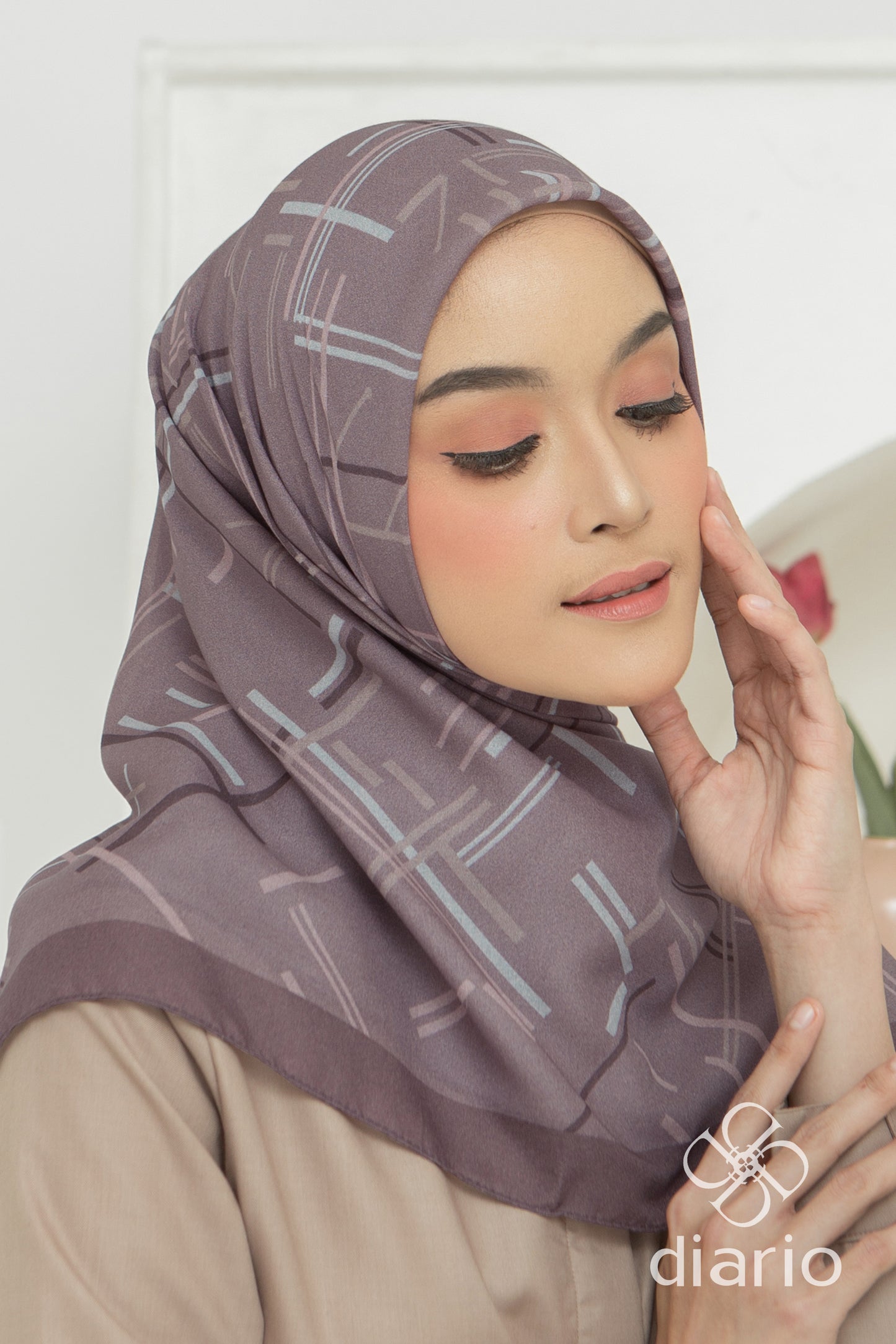 Diario - Ultrafine Arrumi Scarf Kerudung Segi Empat