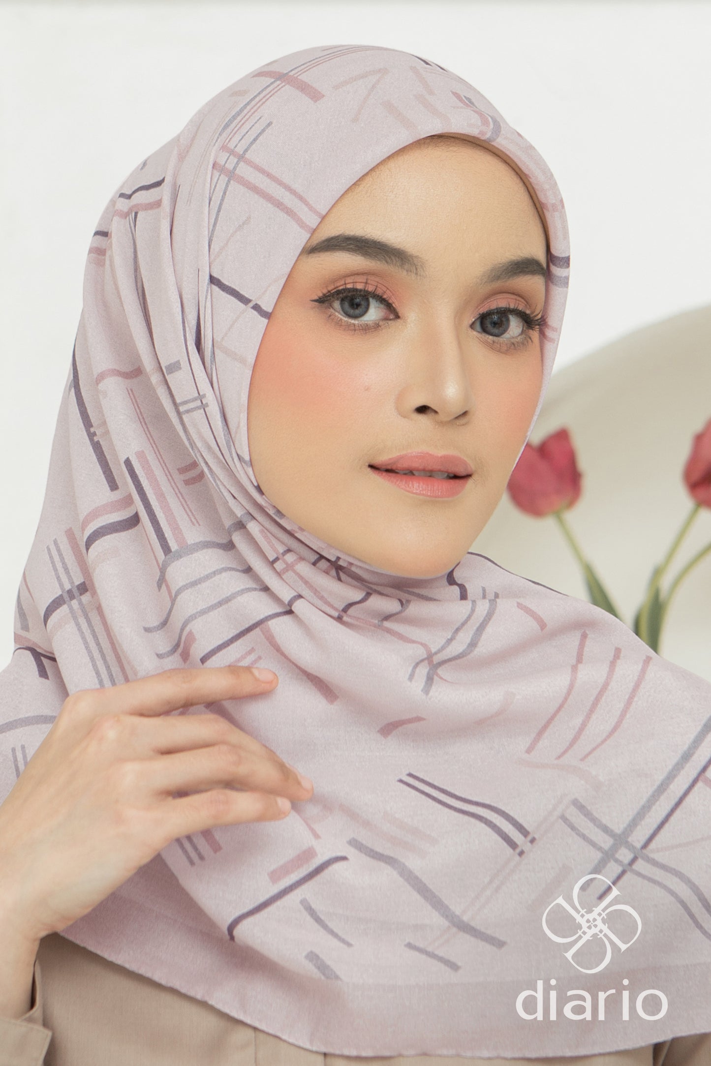 Diario - Ultrafine Arrumi Scarf Kerudung Segi Empat