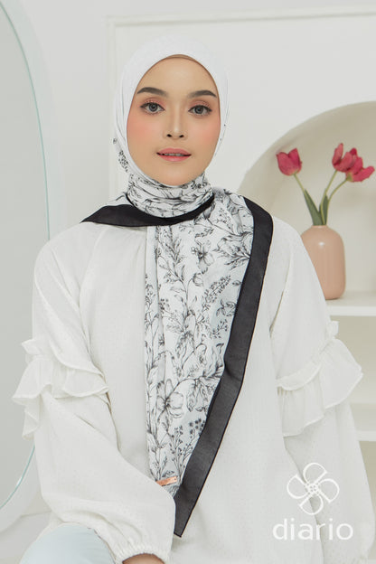 Diario - Ultrafine Kirani Scarf Kerudung Segi Empat