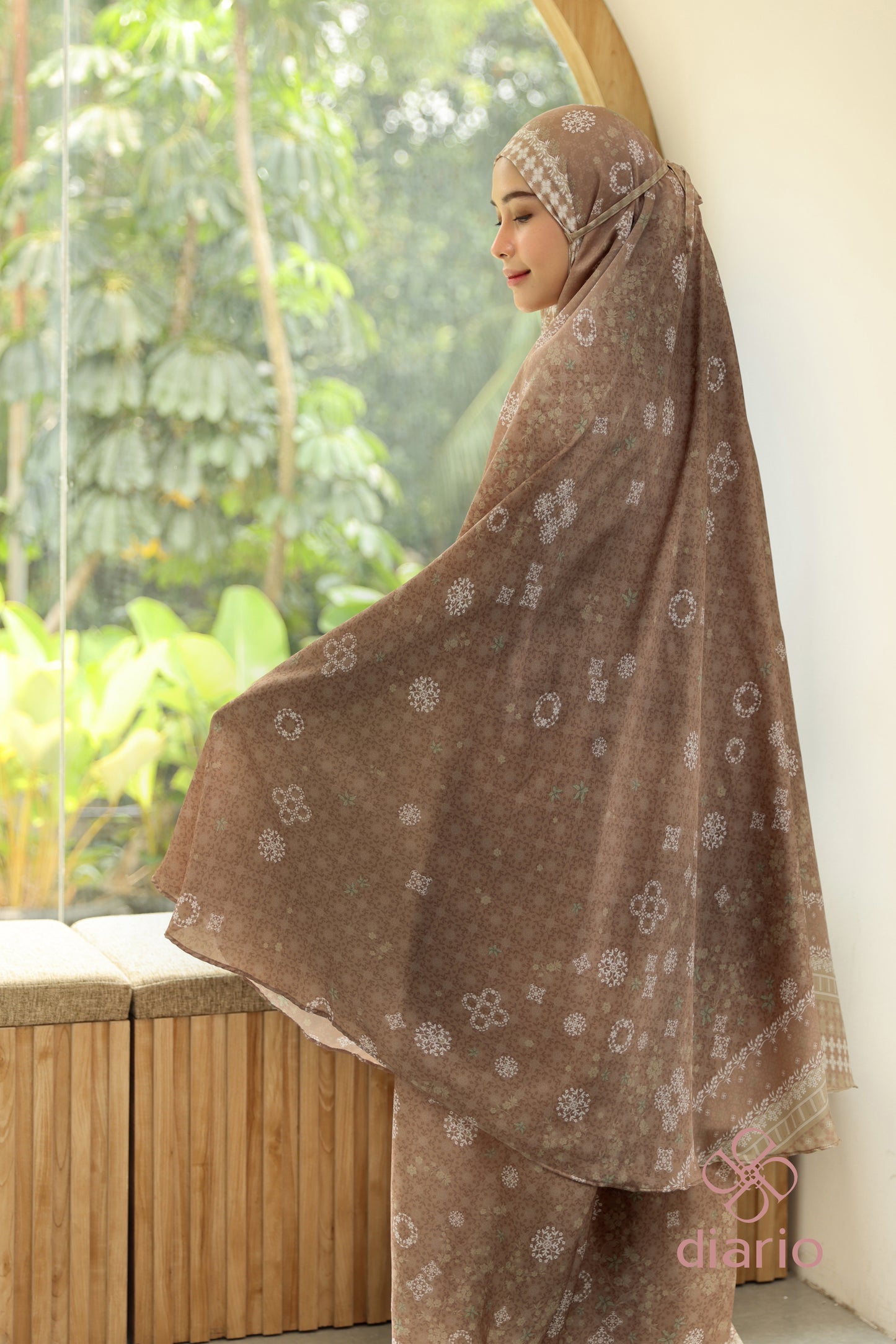 Diario - Hampers Couple Mukena dan Sarung Beaver Fun Elisha Series